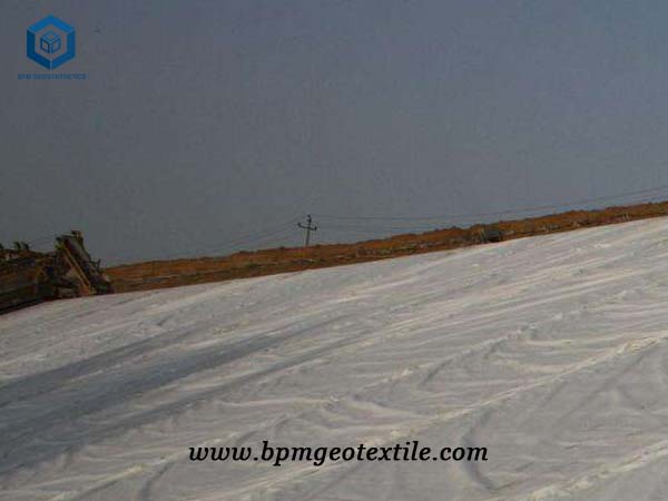 Nonwoven Fabric for landfill Reinforcement